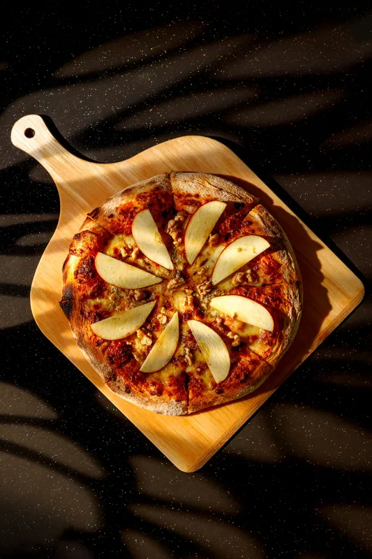 Pizza Manzana Y Queso azul