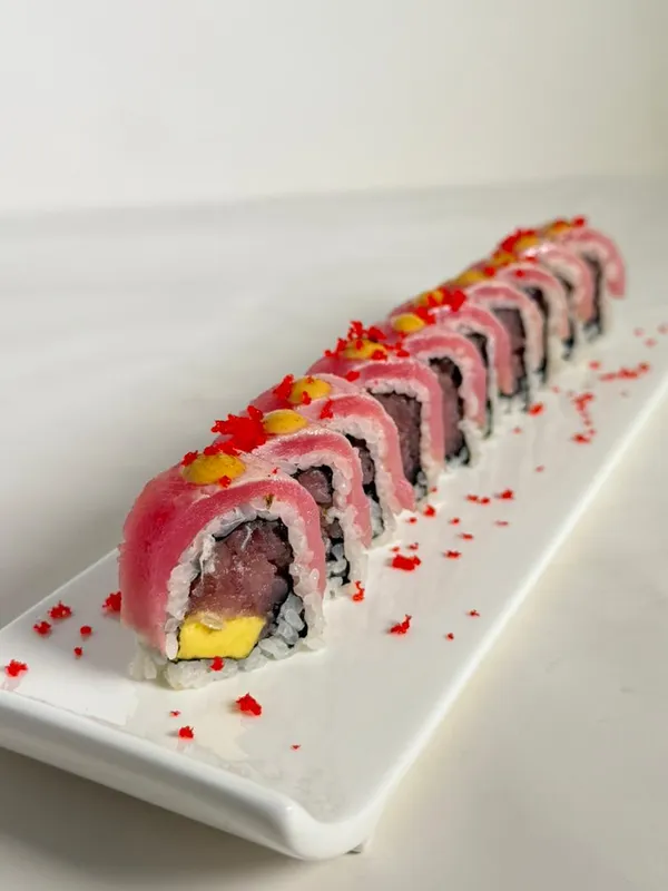 Atun Trufado Roll